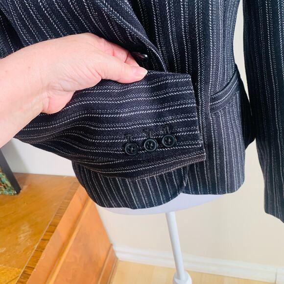 CAbi Size 4 Women's Pinstripe Blazer Jacket  Black White Leopard Lined Office - Picture 9 of 10